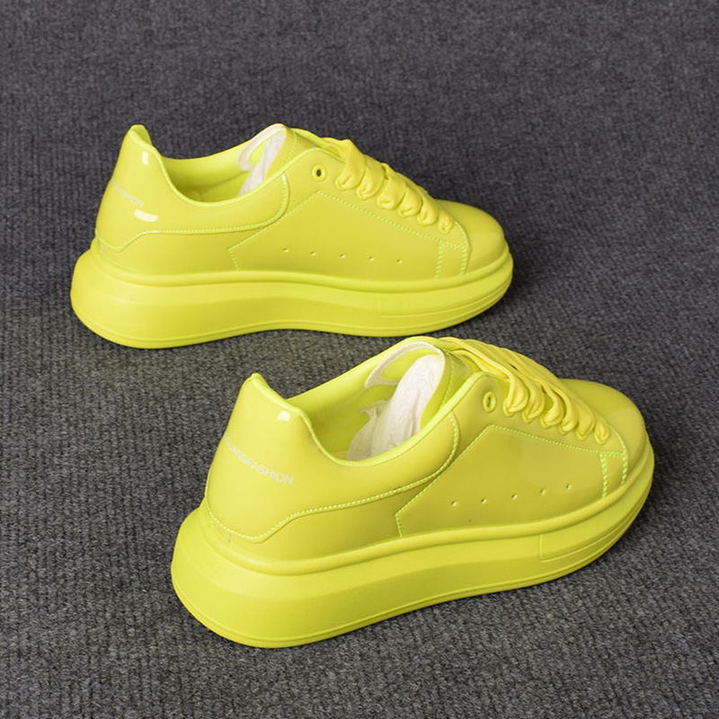 أحذية كاجوال بيضاء مطلية باللا - مراجعة Men'S Shoes Casual Sneakers وسعره
