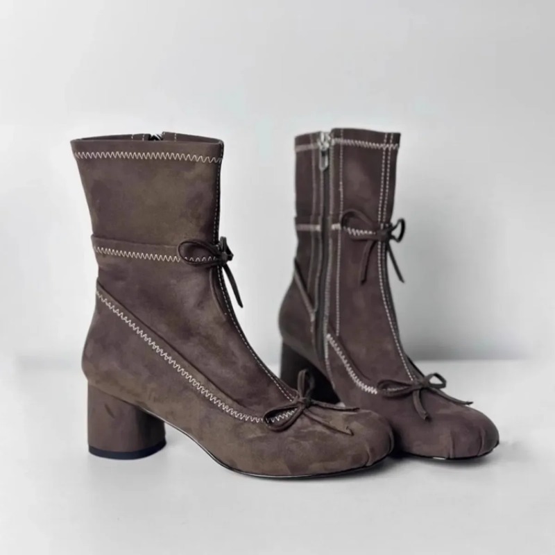 أحذية نسائية شتوية جديدة لعام  - مراجعة Chelsea Boots Suede وسعره