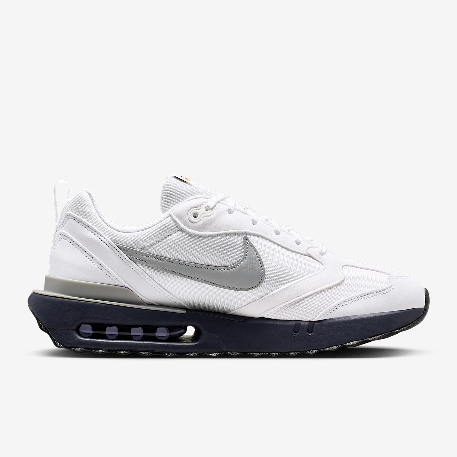 حذاء رياضي أصلي من Nike Air Ma - مراجعة Men Shoes Myntra وسعره