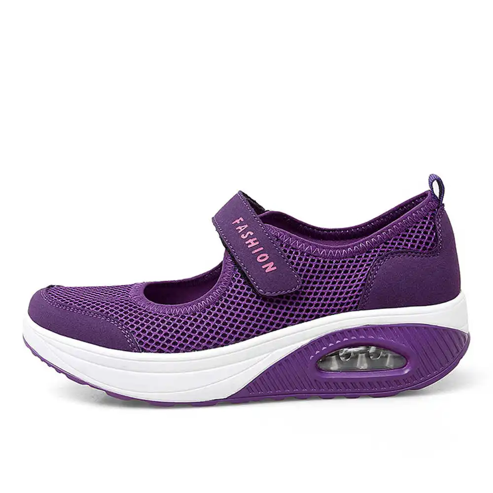 أحذية مائية بتصميم علم قطر للر - مراجعة Men Shoes Qatar وسعره