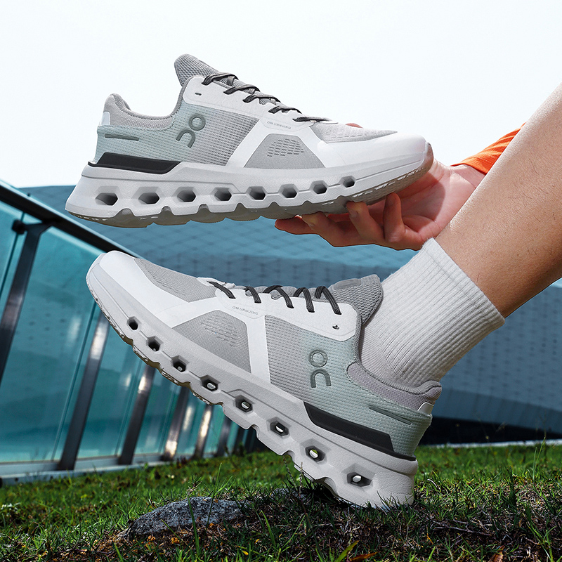 أحذية رياضية رجالية جديدة لعام - مراجعة Men'S Shoes For Sale وسعره
